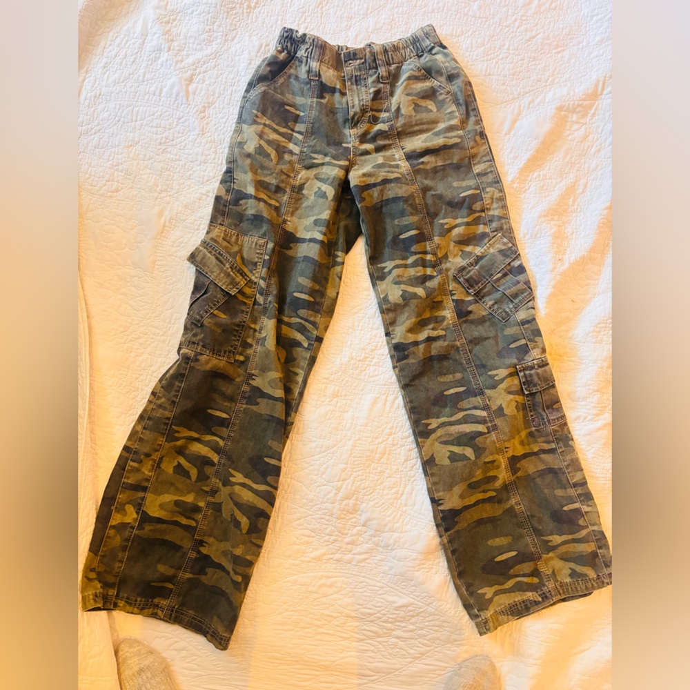 BDG “Y2K” Camo Cargo Pants